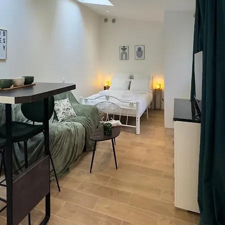 Penbed - Montparnasse 2 - * Paryż